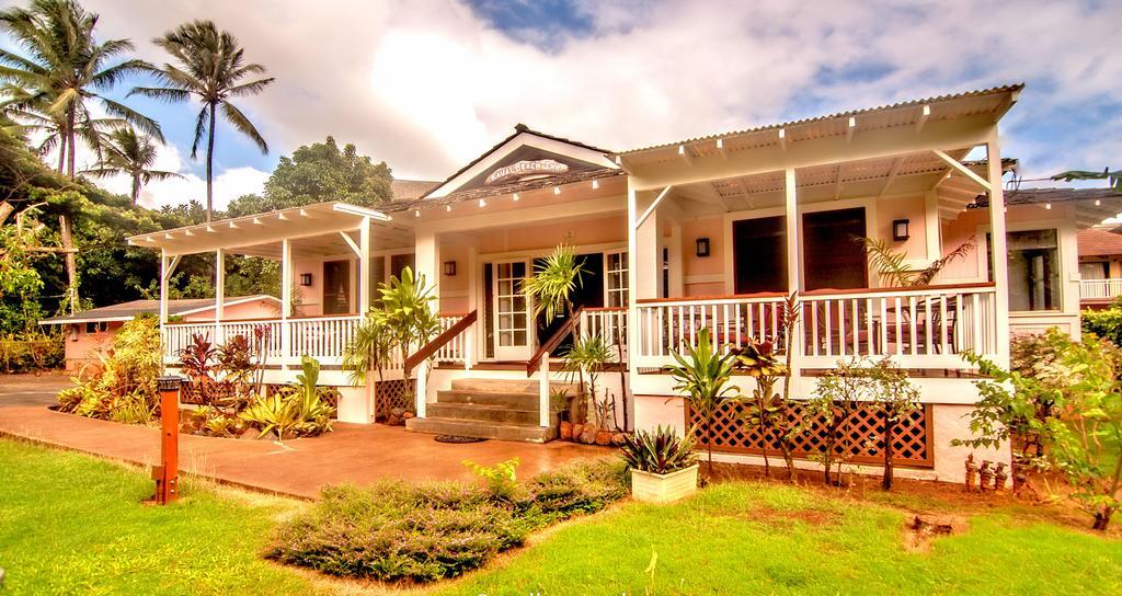 Poipu Bed And Breakfast Inn Koloa Exterior photo