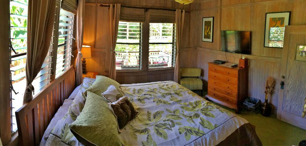 Poipu Bed And Breakfast Inn Koloa Exterior photo