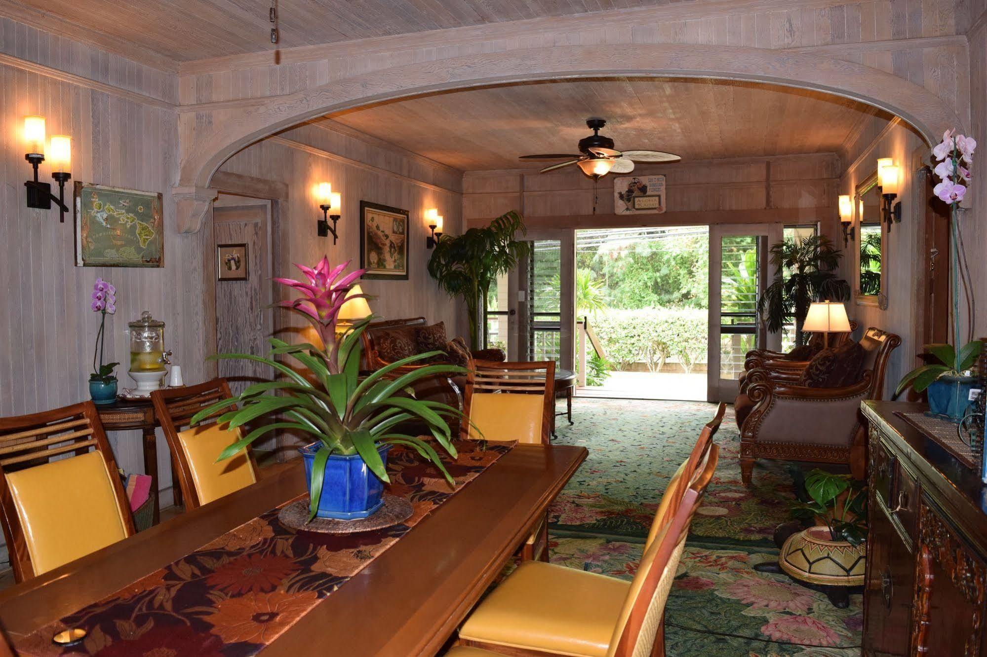 Poipu Bed And Breakfast Inn Koloa Exterior photo